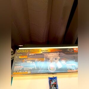 Fully automatic airsoft smg